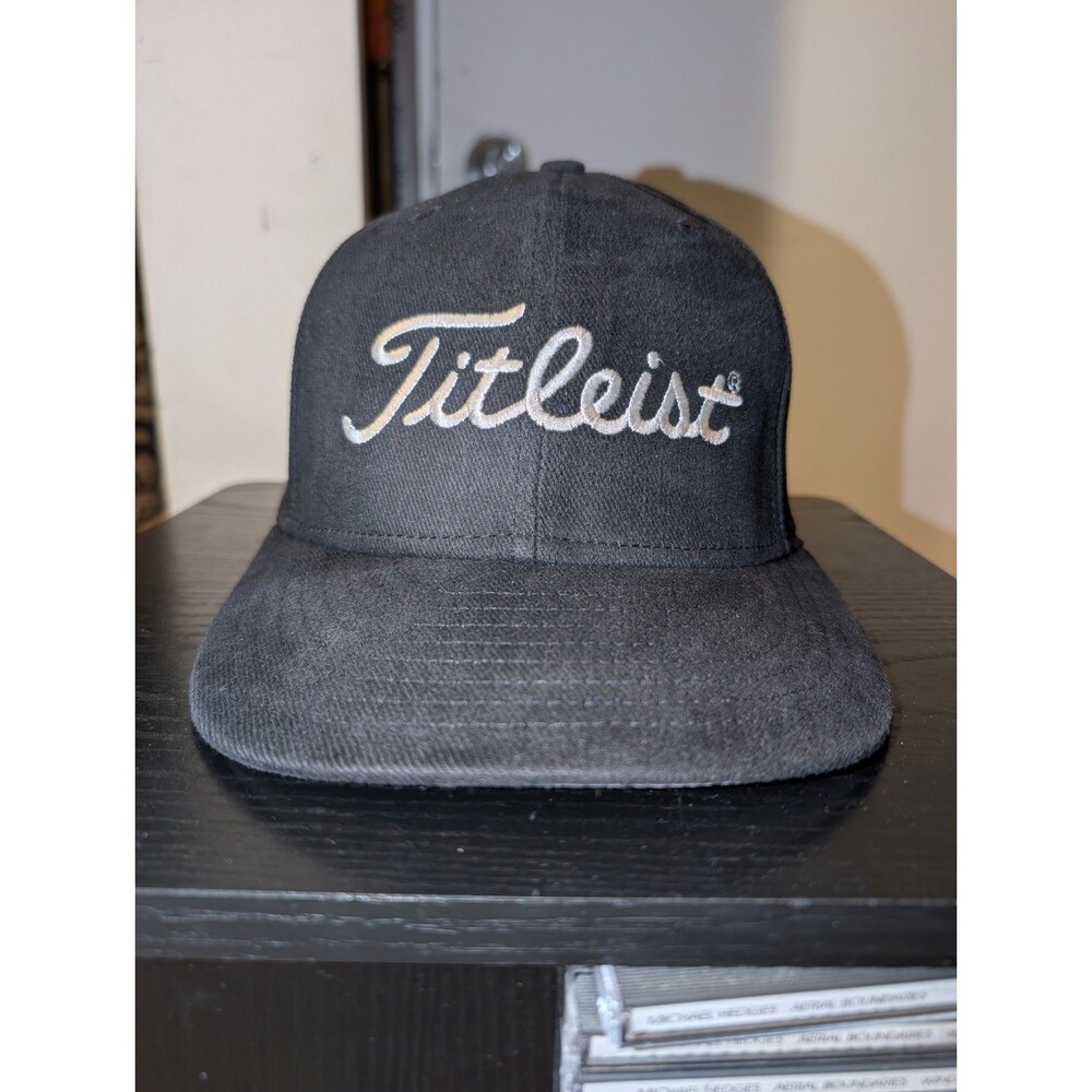 VINTAGE Titleist FootJoy FJ New Era Black Hat Fitted Cap Size 7 1/2 Made in USA